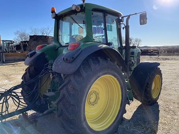 Image of John Deere 7530 Premium equipment image 2