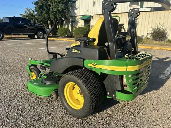 Image of John Deere 757 equipment image 1