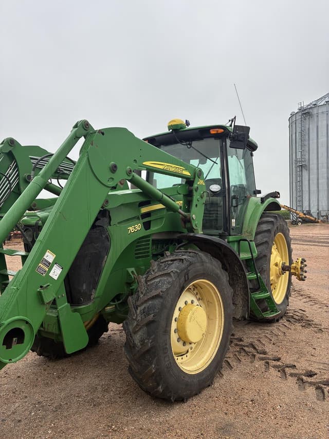 Image of John Deere 7630 equipment image 2