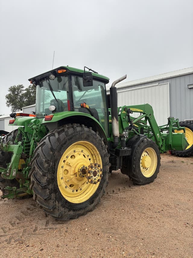 Image of John Deere 7630 equipment image 1