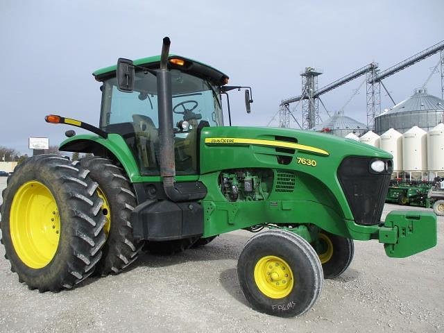 Image of John Deere 7630 equipment image 1