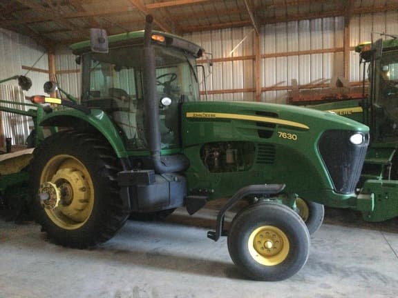 Image of John Deere 7630 equipment image 1