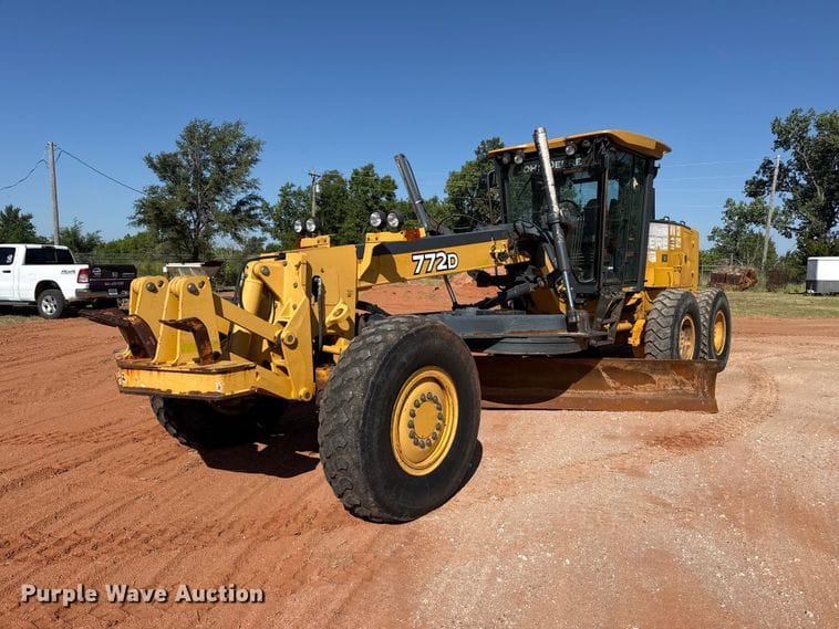2007 John Deere 772D Equipment Image0