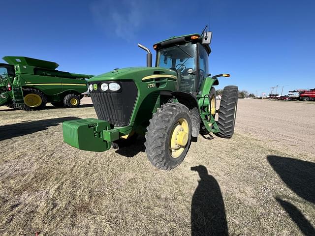 Image of John Deere 7730 equipment image 1