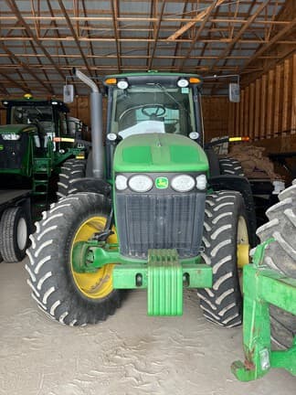 Image of John Deere 7730 equipment image 1