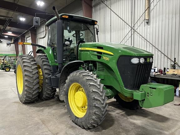 Image of John Deere 7830 equipment image 2