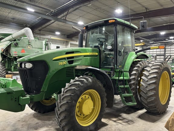 Main image John Deere 7830