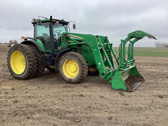 Image of John Deere 7830 equipment image 1