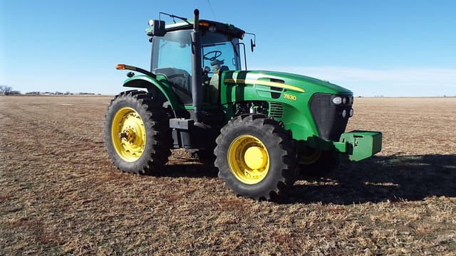 Image of John Deere 7830 equipment image 1