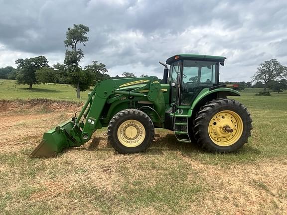 Image of John Deere 7830 equipment image 2