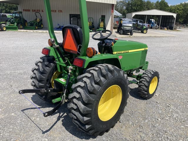 Image of John Deere 790 equipment image 2