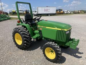 2007 John Deere 790 Image