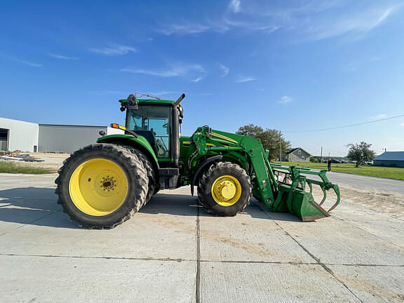 Image of John Deere 7930 equipment image 4