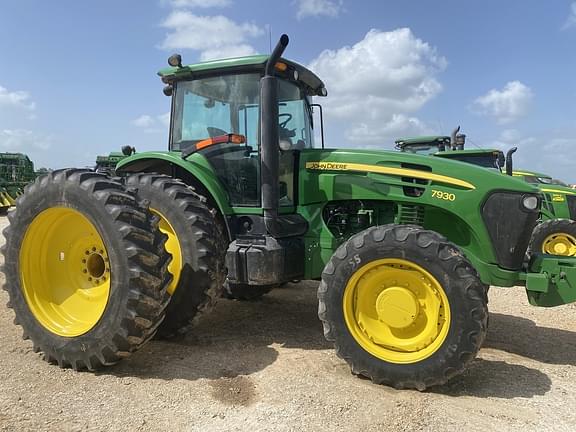 Image of John Deere 7930 Primary image