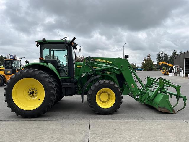 Image of John Deere 7930 equipment image 4