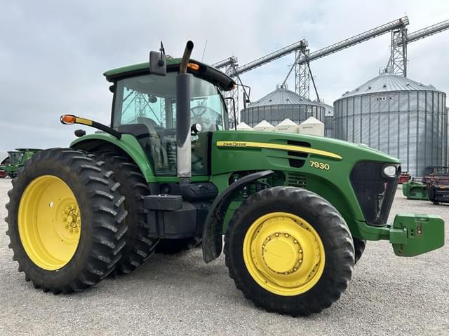 Image of John Deere 7930 equipment image 1