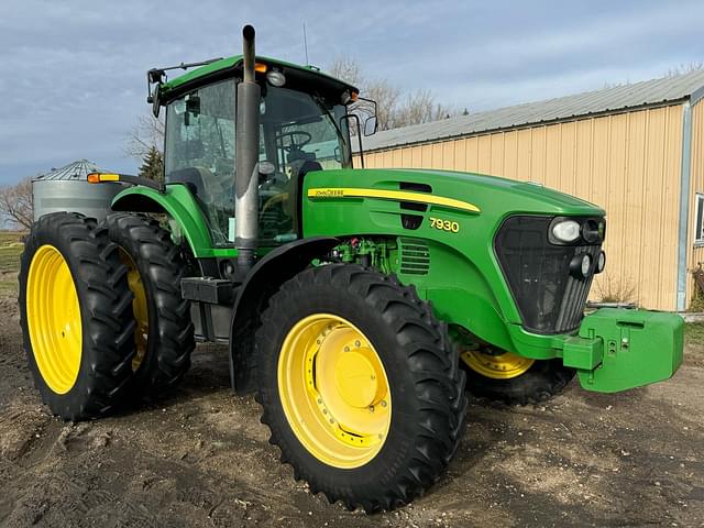 Image of John Deere 7930 equipment image 1