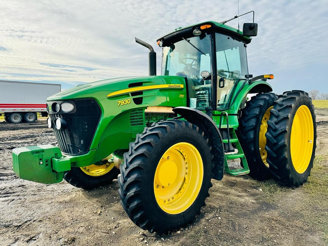 Image of John Deere 7930 Primary image