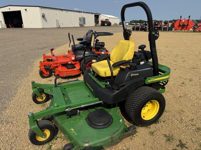 Image of John Deere 797 equipment image 2