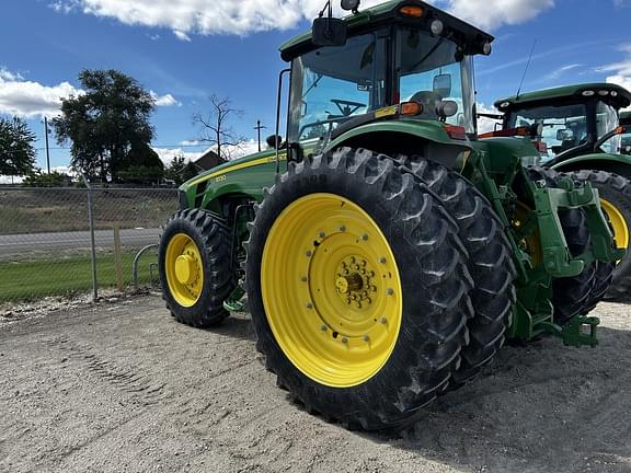 Image of John Deere 8130 equipment image 3