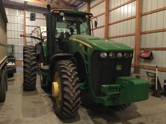 Image of John Deere 8130 equipment image 1