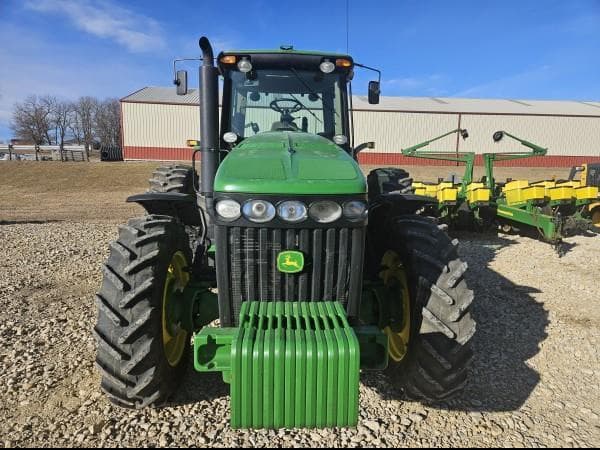 Image of John Deere 8130 equipment image 1