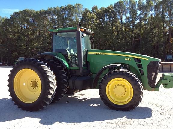 Image of John Deere 8130 equipment image 3