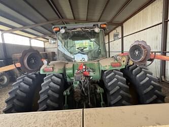 Image of John Deere 8330 equipment image 3