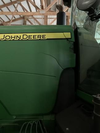 Image of John Deere 8330 equipment image 1