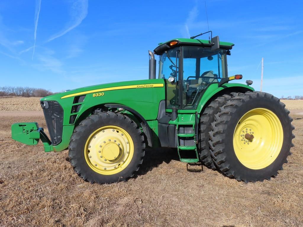 Image of John Deere 8330 Primary image