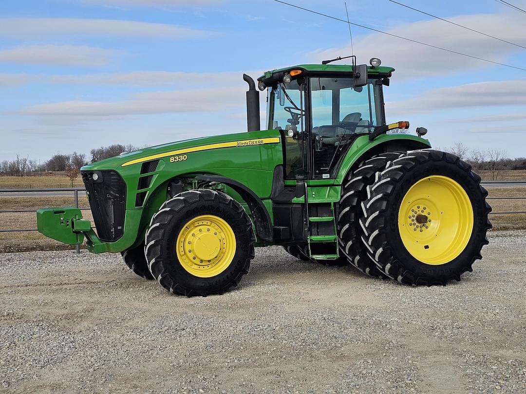 Image of John Deere 8330 Primary image