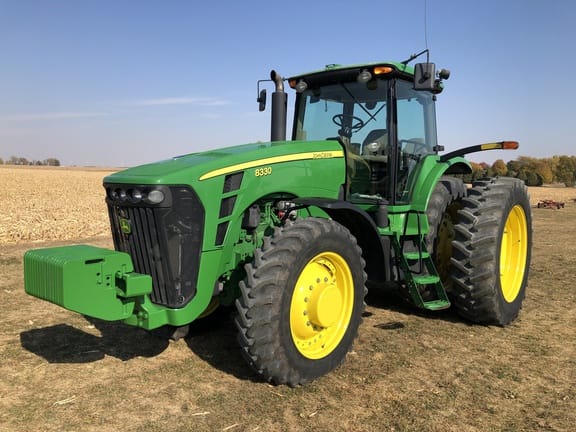 Main image John Deere 8330