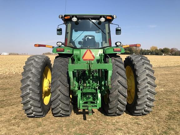 Image of John Deere 8330 equipment image 3