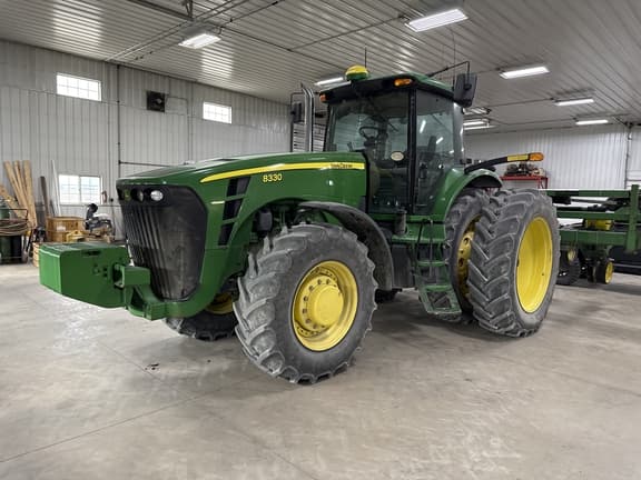 Image of John Deere 8330 Primary image