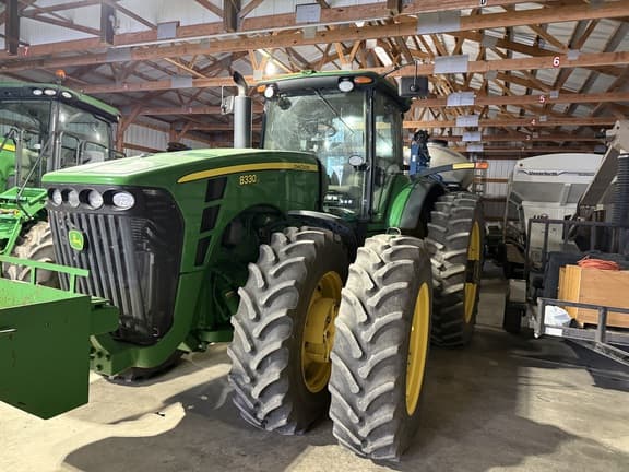 Image of John Deere 8330 equipment image 1