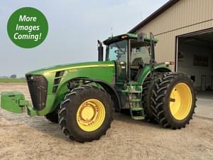 2007 John Deere 8330 Image