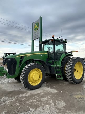 Main image John Deere 8330