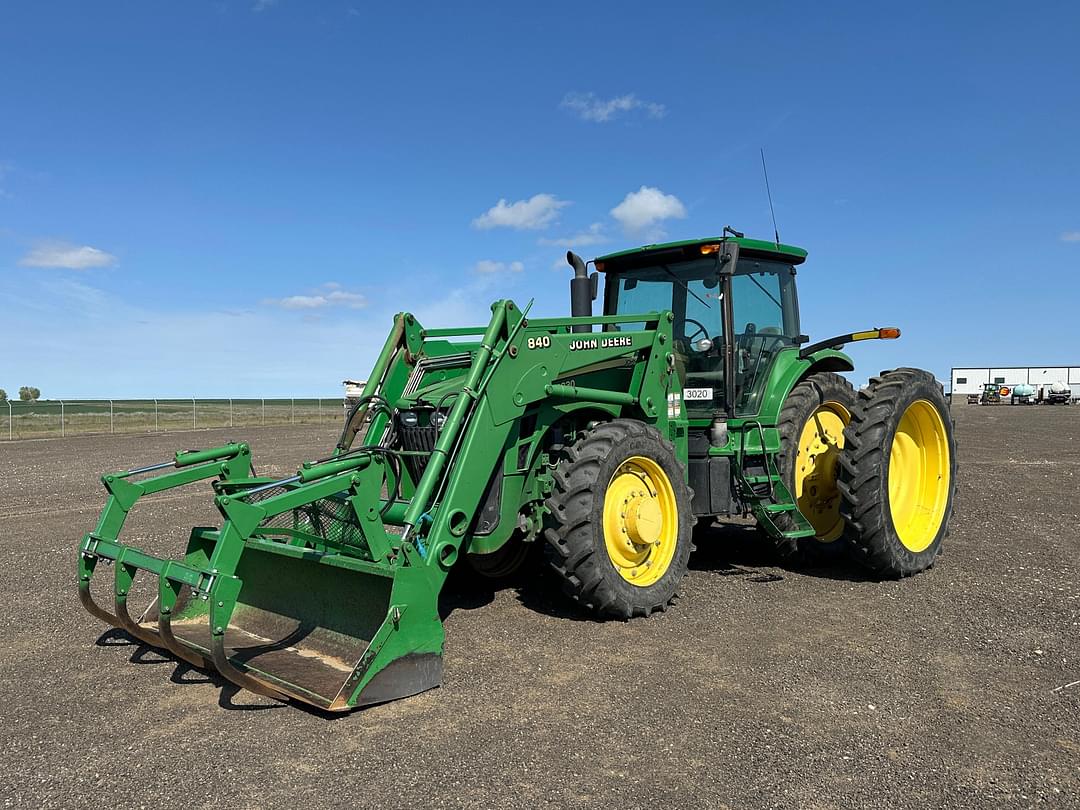 Image of John Deere 8330 Primary image