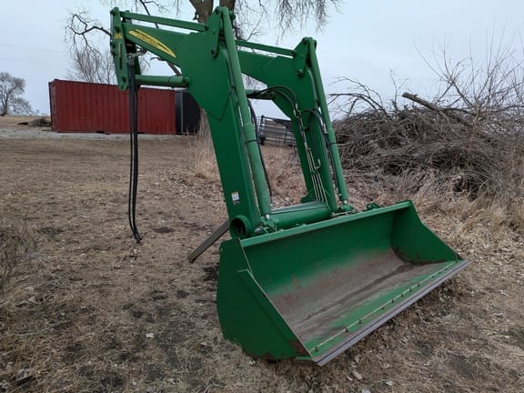2007 John Deere 843 Equipment Image0