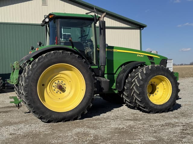 Image of John Deere 8430 equipment image 2