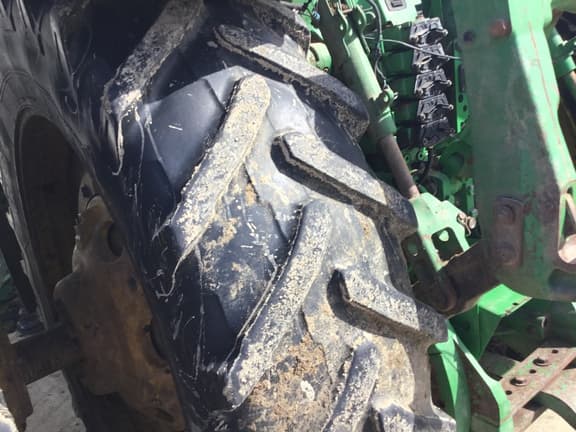 Image of John Deere 8430 equipment image 1