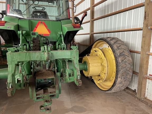 Image of John Deere 8430T equipment image 1