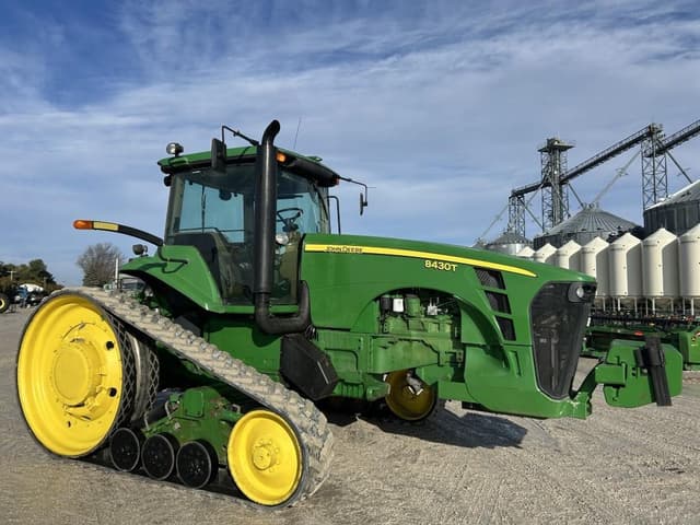 Image of John Deere 8430T equipment image 1