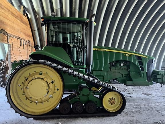 Image of John Deere 8430T equipment image 2