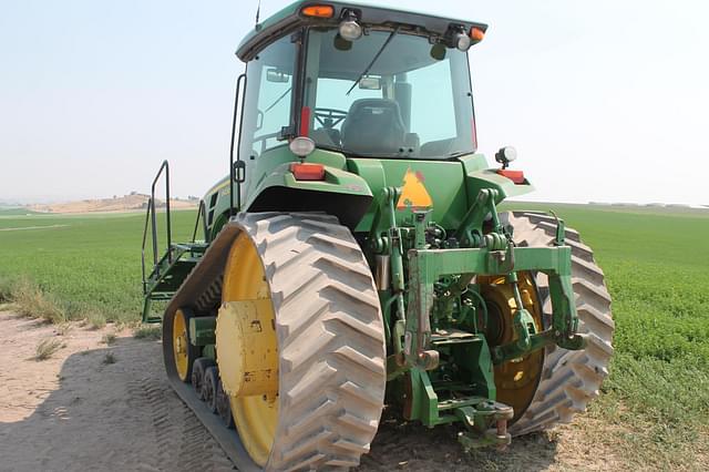 Image of John Deere 8430T equipment image 2