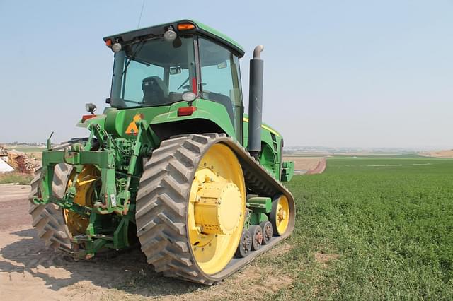 Image of John Deere 8430T equipment image 3