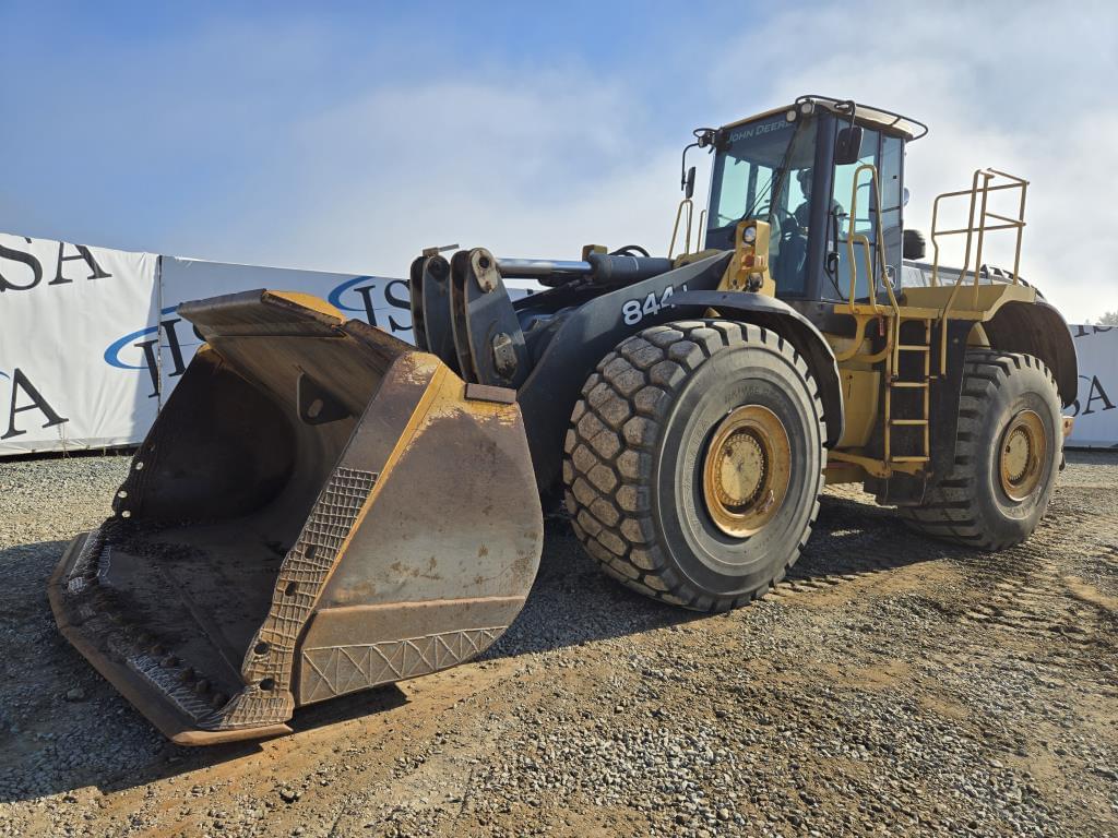 Image of John Deere 844J Primary image