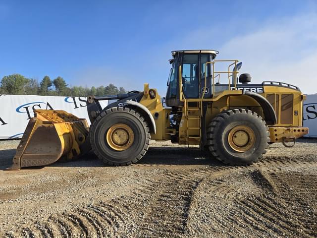 Image of John Deere 844J equipment image 1