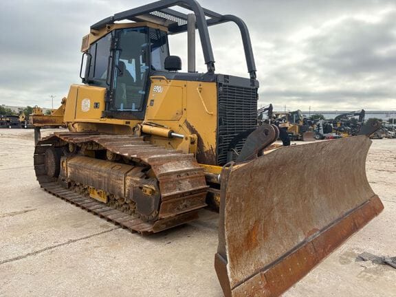 2007 John Deere 850J Equipment Image0
