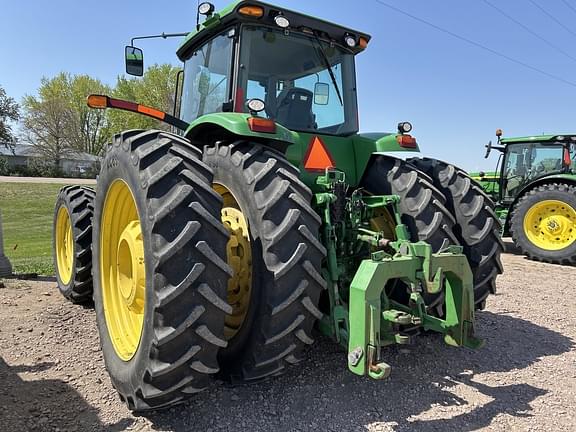 Image of John Deere 8530 equipment image 4